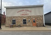Lowden Public Library景点图片