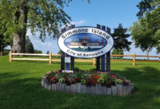 Simmons Island Beach景点图片
