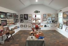 Red Door Gallery LLC景点图片