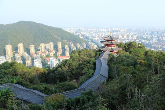 白云飞瀑公园