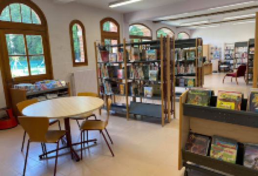 Municipal Library De Cauffry景点图片