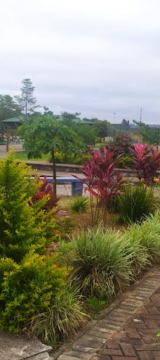 Park Gabriel Chucre-巴鲁埃里