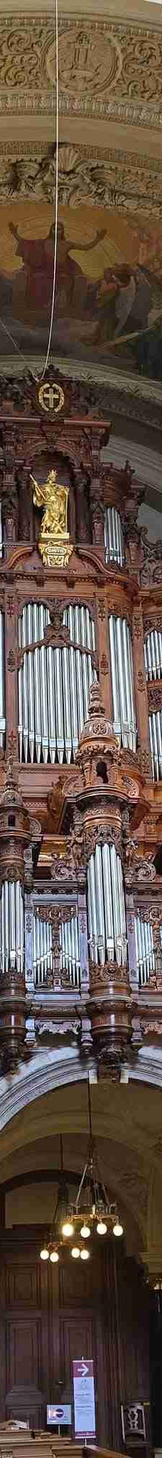 柏林大教堂-柏林-飞来飞去的人啊哈哈