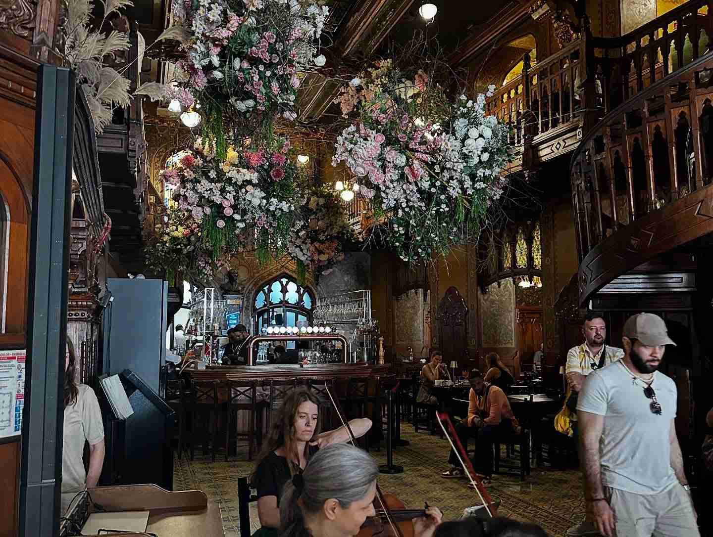 Caru' cu bere餐厅图片