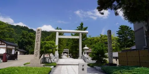 籠神社