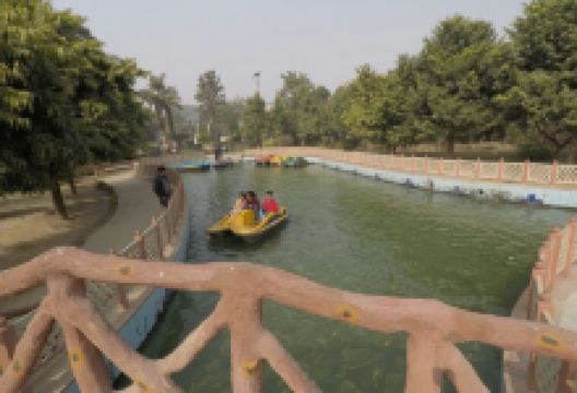 Swarna Jayanti Park景点图片