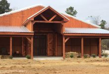 Mystic Distillery and Farm景点图片