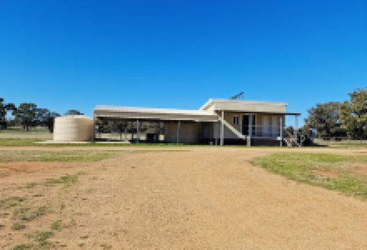 Yeoval Showground Caravan Stopover景点图片