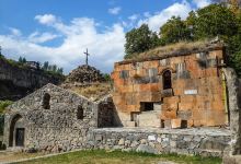 Karenis monastery景点图片
