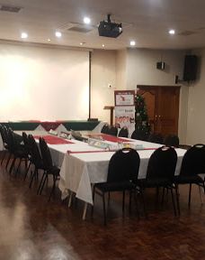 姆邦贝拉地方自治市