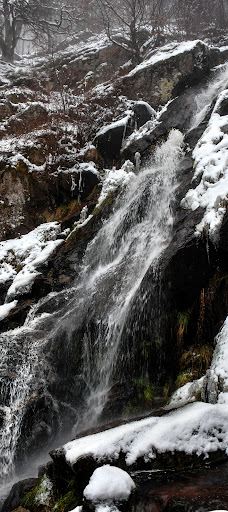 Cascade du Creux de l'Oulette-萨扬
