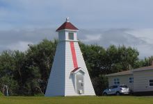 Caveau Point Rear Range Lighthouse景点图片