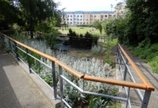 Villaniho Park景点图片