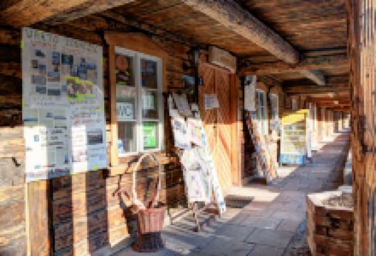 Sudecka Linen Cottage景点图片