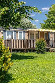 Camping Marvilla Parks - Château de Galaure-沙托纳德加洛尔