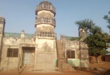 Tanina Central Mosque景点图片