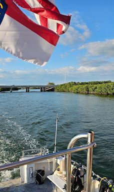 Islander Girl Snorkel & Tours-门罗县