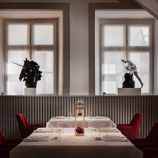 Zur Kaiserkron餐厅图片