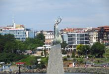 St. Nicolas Statue景点图片
