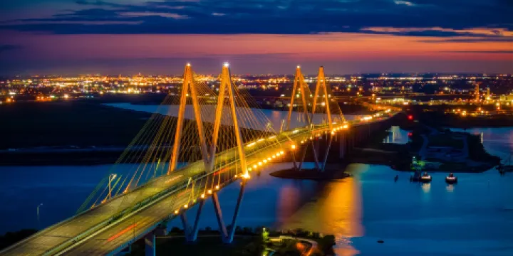 弗雷德·哈特曼大橋