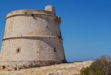 Torre des Garroveret (Cap de Barbaria)景点图片