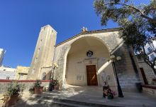 Ibraġ Church景点图片