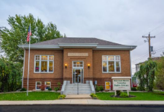 Waveland Public Library景点图片