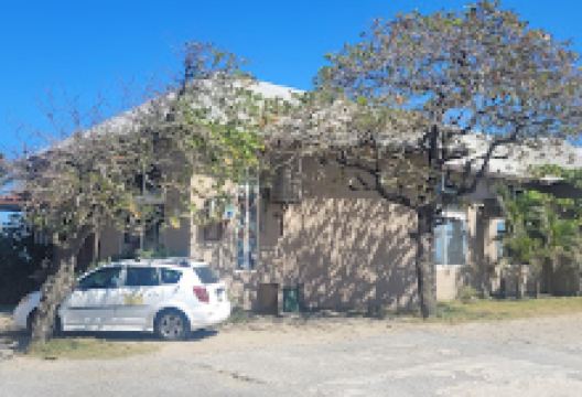 Saint Joseph Catholic Church, French Harbour景点图片