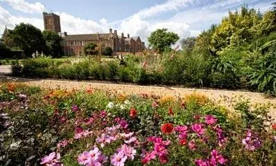 Walled Gardens of Cannington