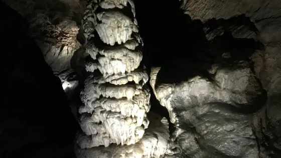 高志洞