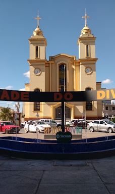 Catedral do Divino Espírito Santo-迪维诺波利斯
