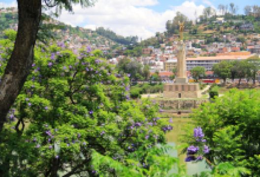 Monument aux Morts景点图片