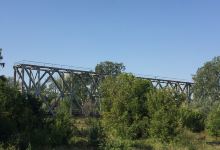 Eiffel Bridge景点图片