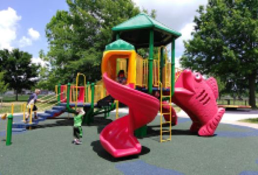 Marshfield Parks & Recreation景点图片