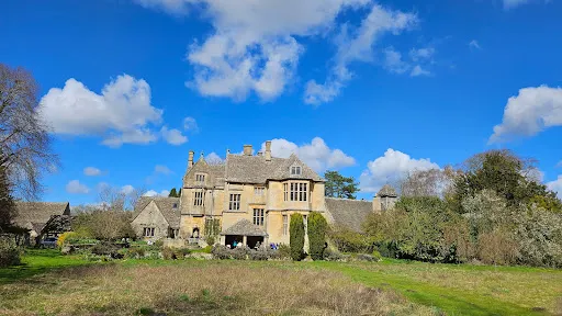 Whittington Court