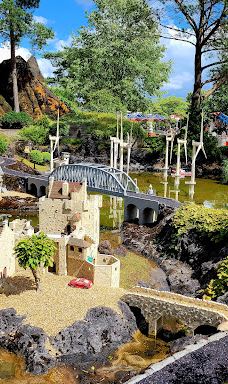 Miniland-比隆