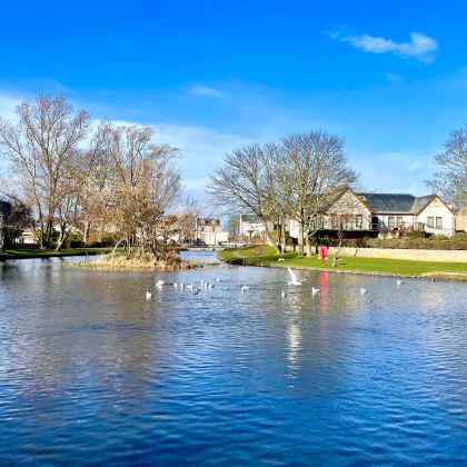 英国伦敦+爱丁堡+苏格兰高地+格拉斯哥+牛津+尼斯湖9日8晚拼小团