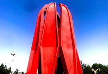 Memorial Square景点图片