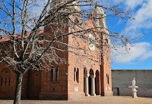 Sacred Heart Catholic Church景点图片