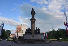 Monument Bronze Symbol of Yugra景点图片