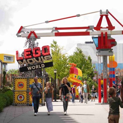 丹麦比隆乐高世界+安徒生博物馆+城堡岛5日4晚拼小团