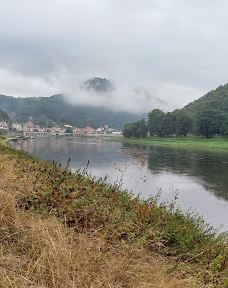 Campingplatz am Treidlerweg-柯尼希施泰因