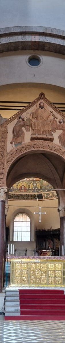 圣盎博罗削圣殿-米兰