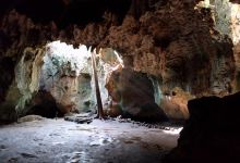 Slave Caves景点图片