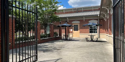 Dr Robert E Fulton Reg Library