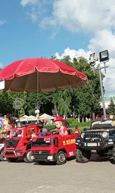 Eagle monument-Poltavs'ka city council