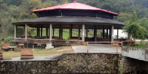 千江月休閑農場