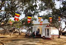 Kirinda Viharaya景点图片
