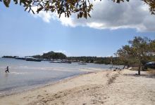 Nambo Beach景点图片