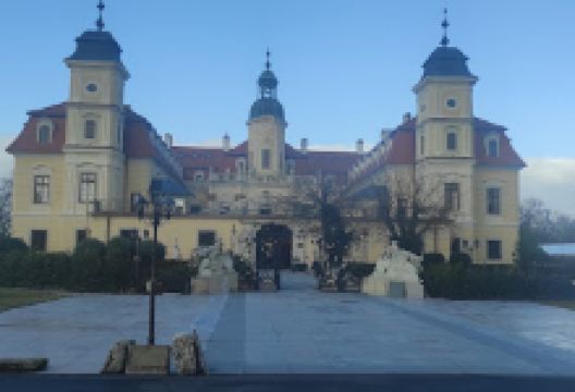 Renaissance castle景点图片